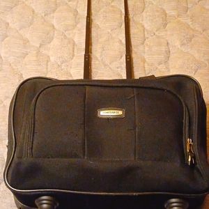 Black Concourse 17" Rolling Tote Suitcase - Chevron